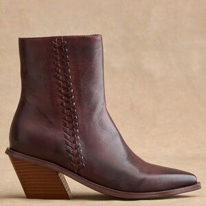 Ximena Boots, Antelope size 37 (US 6)